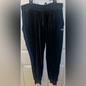 Champion Women’s Pant black large cuffed drawstring